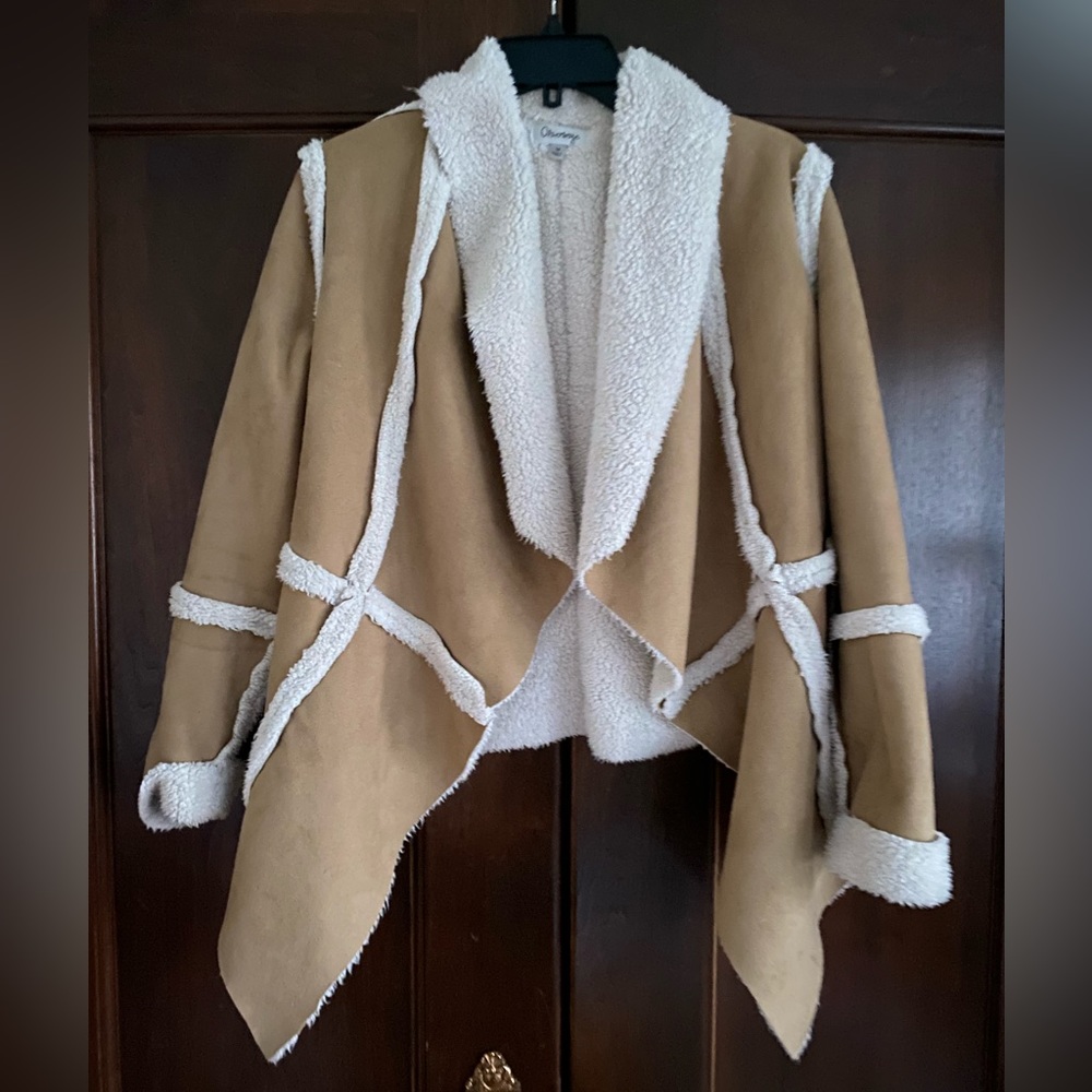 Fuzzy Bratz inspired tan jacket
